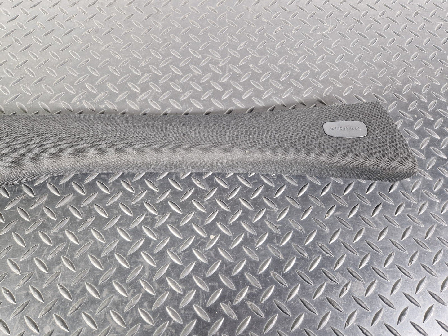 14-21 MERCEDES BENZ C300h W205 A PILLAR COVER TRIM FRONT DRIVER SIDE A2056907604