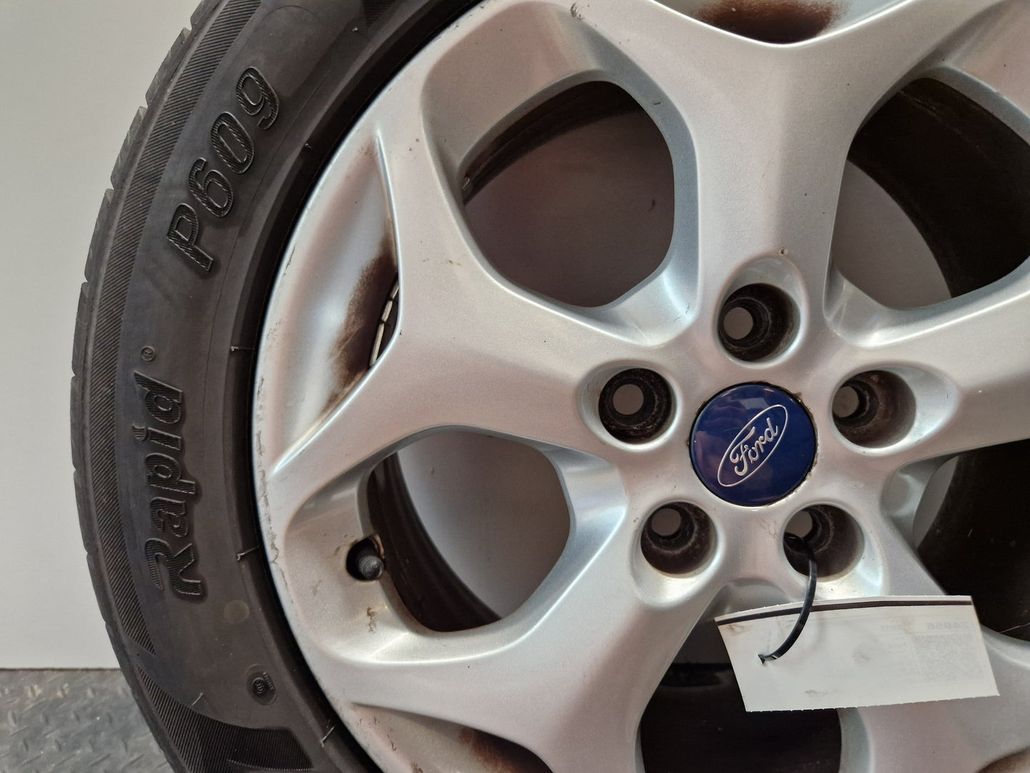 Ford C-Max MK2 (C344) 16" Alloy Wheel with Tyre 215/55/16 ~5mm
