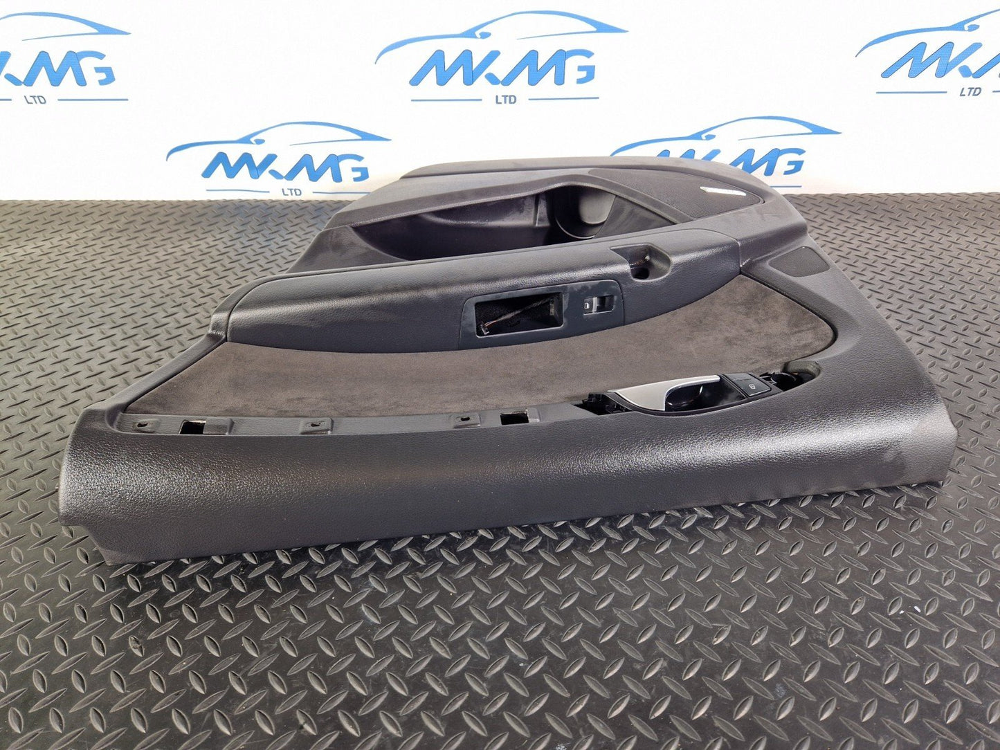 10-15 AUDI Q7 4L GENUINE OEM REAR RIGHT SIDE DOOR CARD 4L0867306B