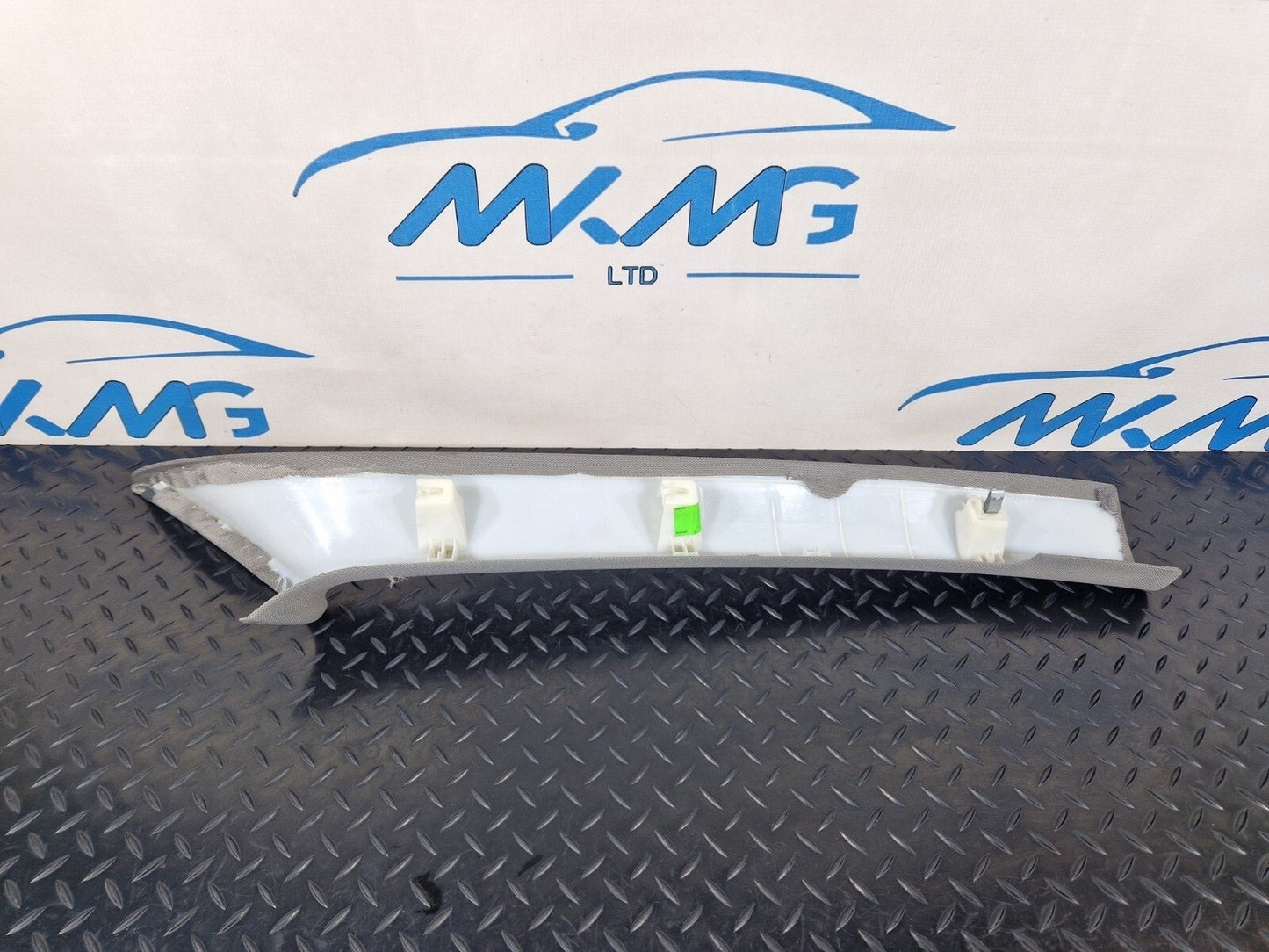 BMW 2 SERIES GRAN TOURER F45 F46 FRONT LEFT PASSENGER SIDE A-PILLAR TRIM 7329583