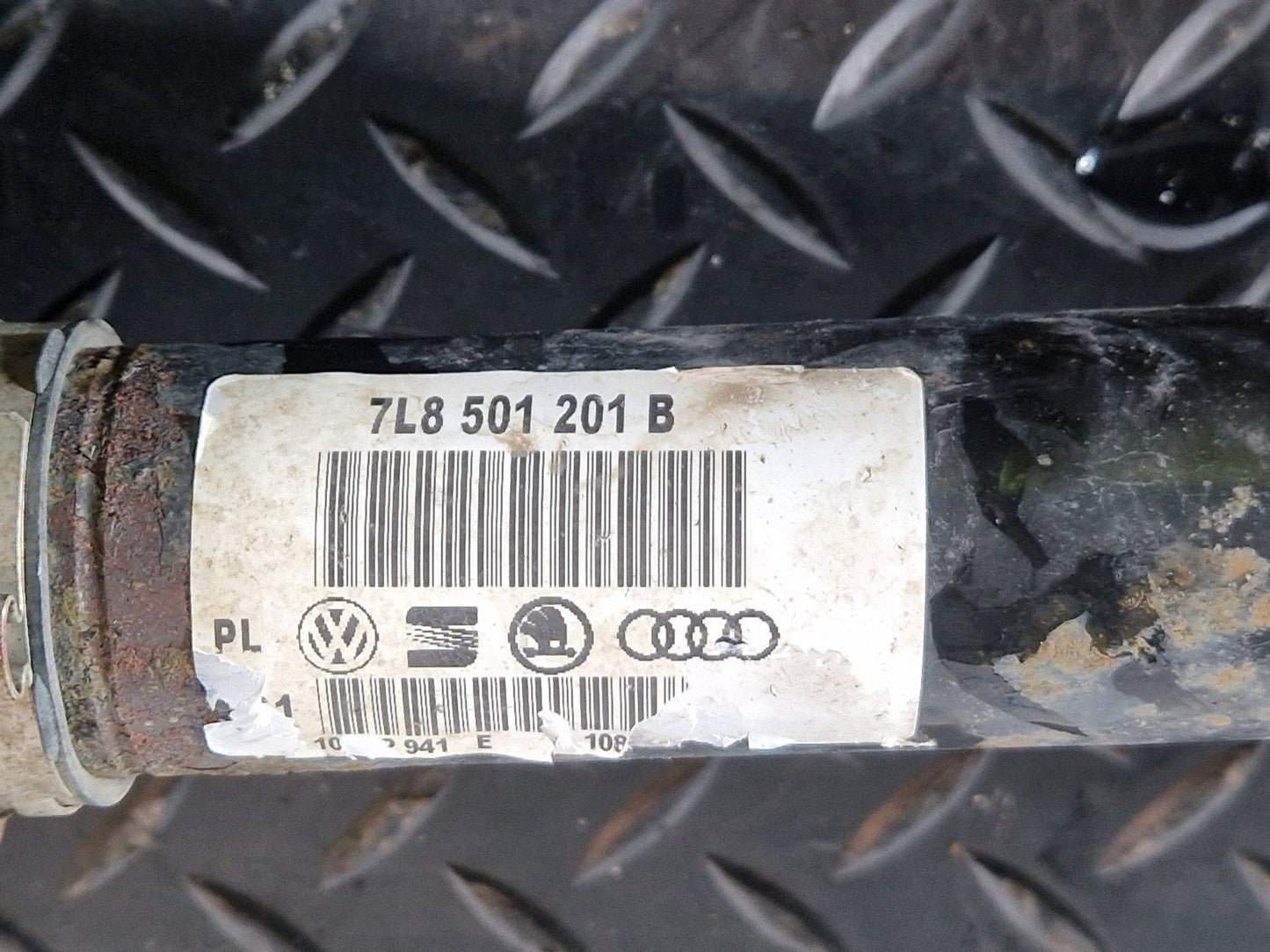 10-15 AUDI Q7 4L 3.0 DIESEL CRCA REAR DRIVESHAFT FITS RIGHT & LEFT 7L8501201B