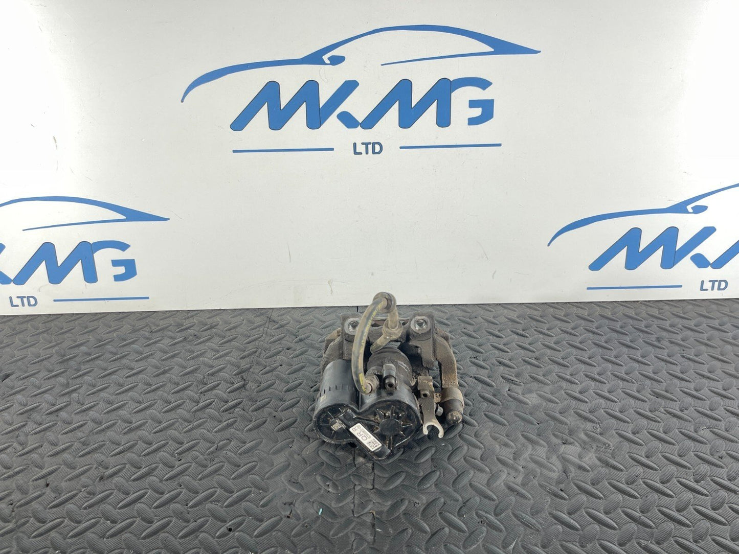 16-22 BMW X1 F48 GENUINE REAR RIGHT DRIVER SIDE ELECTRIC BRAKE CALIPER 6798962