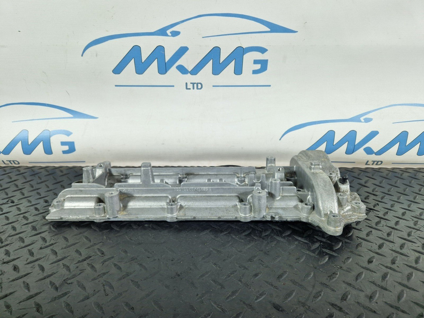 11-19 MERCEDES BENZ ML W166 642.826 ENGINE ROCKER COVER A6420101230