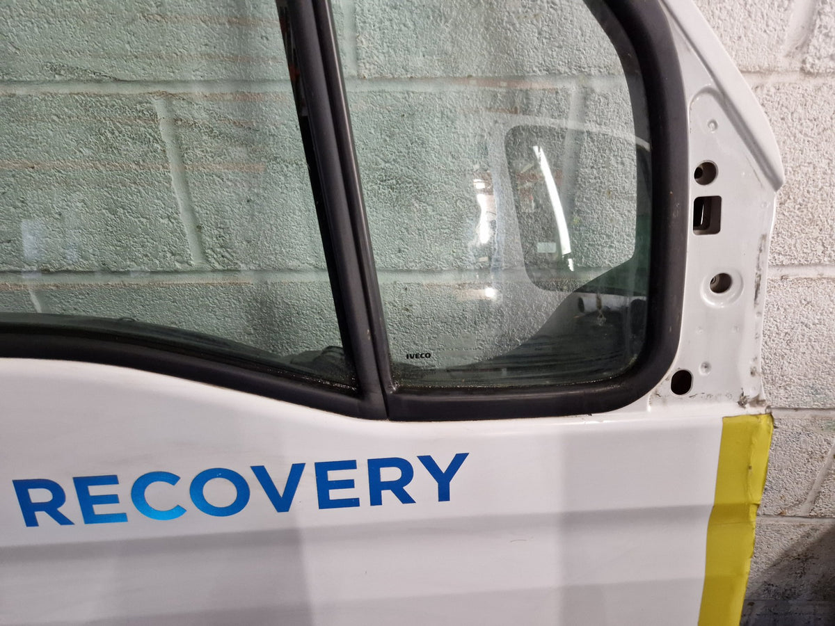 Iveco Daily MK5 Cab & Chassis Front Right O/S Driver Complete Door in White