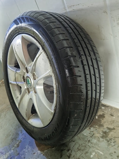 Skoda Octavia MK2 FL - 1Z 16" Alloy Wheel with Tyre ~6mm 205/55/16 1Z0601025T