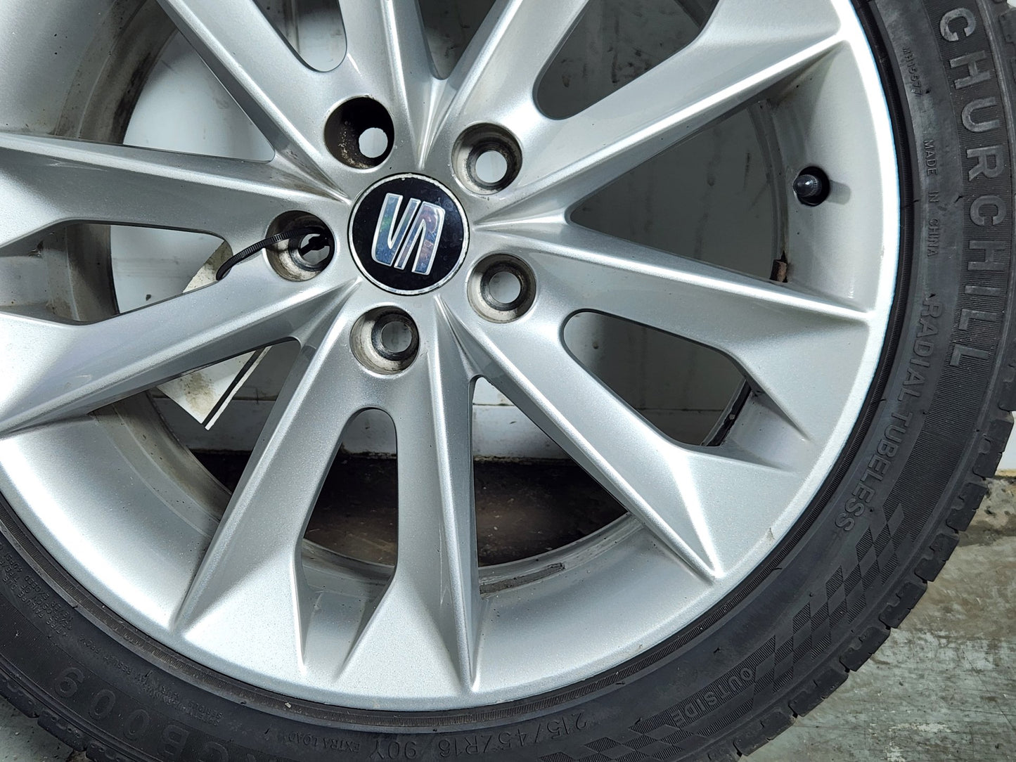 Seat Ibiza MK4 FL - 6J 16" Alloy Wheel with Tyre 215/45/16 ~5mm 6J0601025N