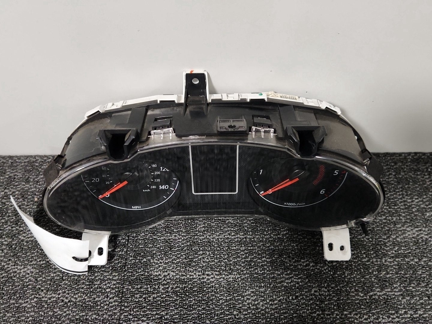 Mitsubishi Lancer MK5 (CX8A) Hatchback Genuine Instrument Cluster 8100B126A