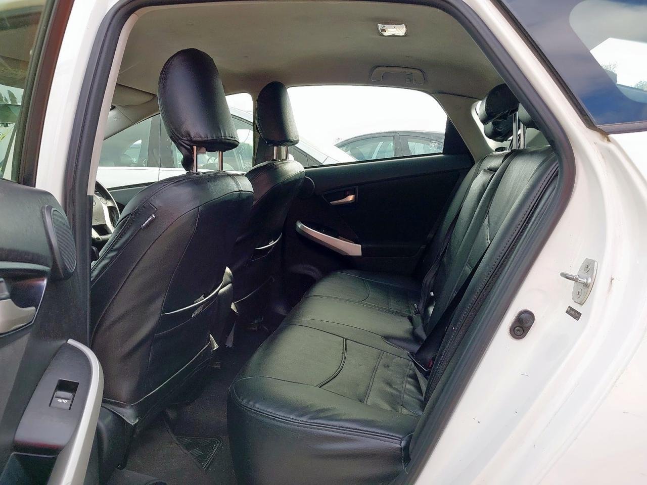 2013 Toyota Prius MK3 (ZVW30)