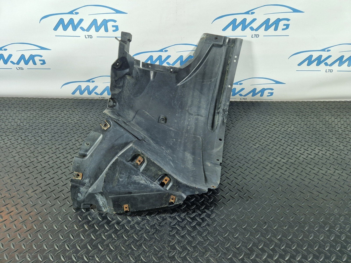 10-13 BMW X5 E70 LCI OFFSIDE FRONT RIGHT WHEEL ARCH LINER 7234832