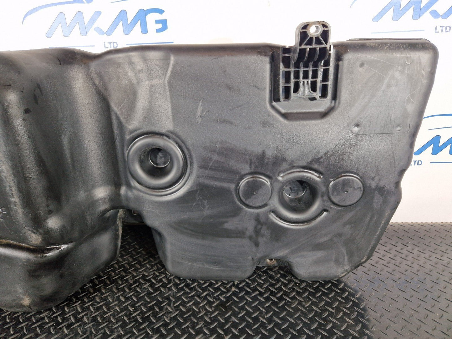 14-21 BMW 2 SERIES F45 F46 DIESEL 53L FUEL TANK WITH PUMP 7300382 7300483
