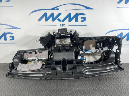12-18 MERCEDES A-W176 AMG DASHBOARD PANEL WITH LEFT SIDE AIR BAG A1768600002