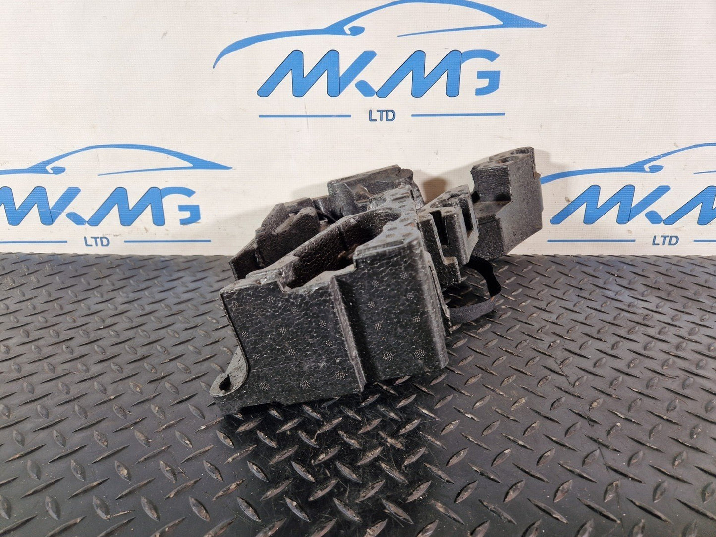 10-15 AUDI Q7 4L EMERGENCY SPARE TIRE JACK TOOL KIT FOAM 4L0012112C
