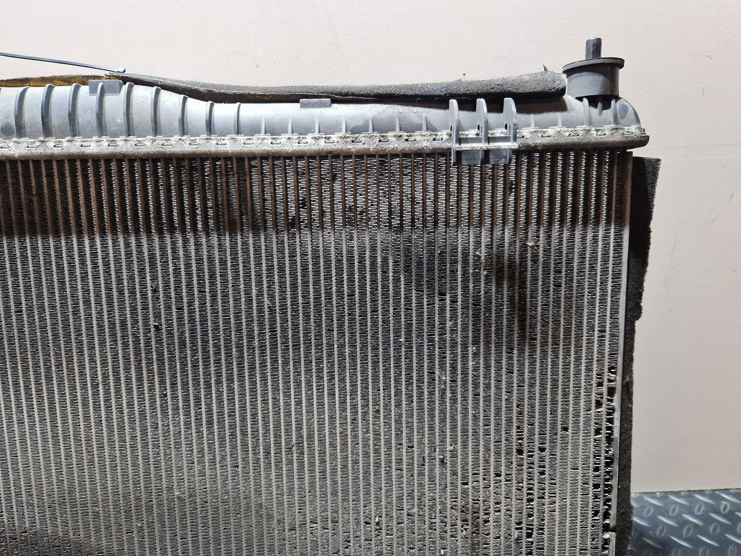 Ford Fiesta 1.6LL Petrol 88.0kw HXJB Genuine Water Coolant Radiator 8V51-8005-BE