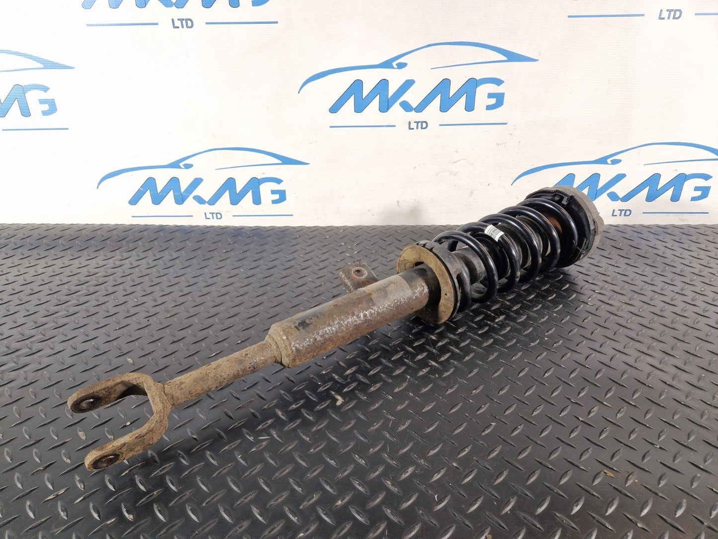 11-18 BMW 6 SERIES F13 GENUINE FRONT RIGHT SHOCK ABSORBER SPRING STRUT 6789660