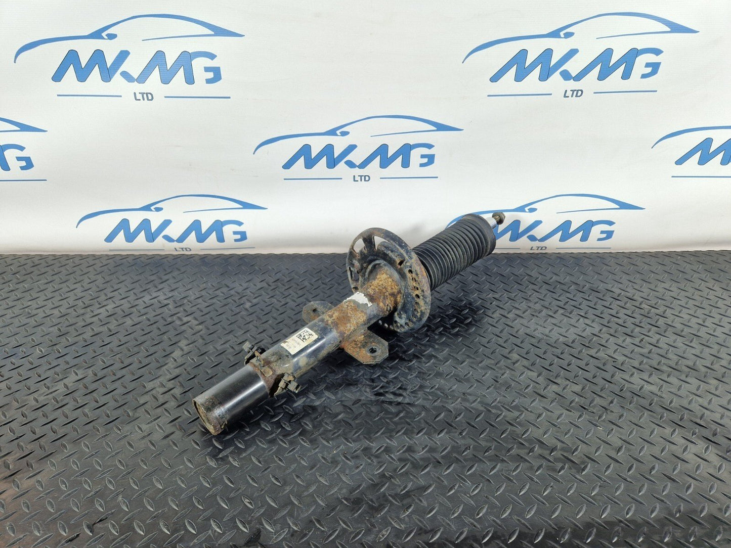 18-ON MERCEDES SPRINTER W910 SHOCK ABSORBER FRONT FITS BOTH SIDES A9103208600