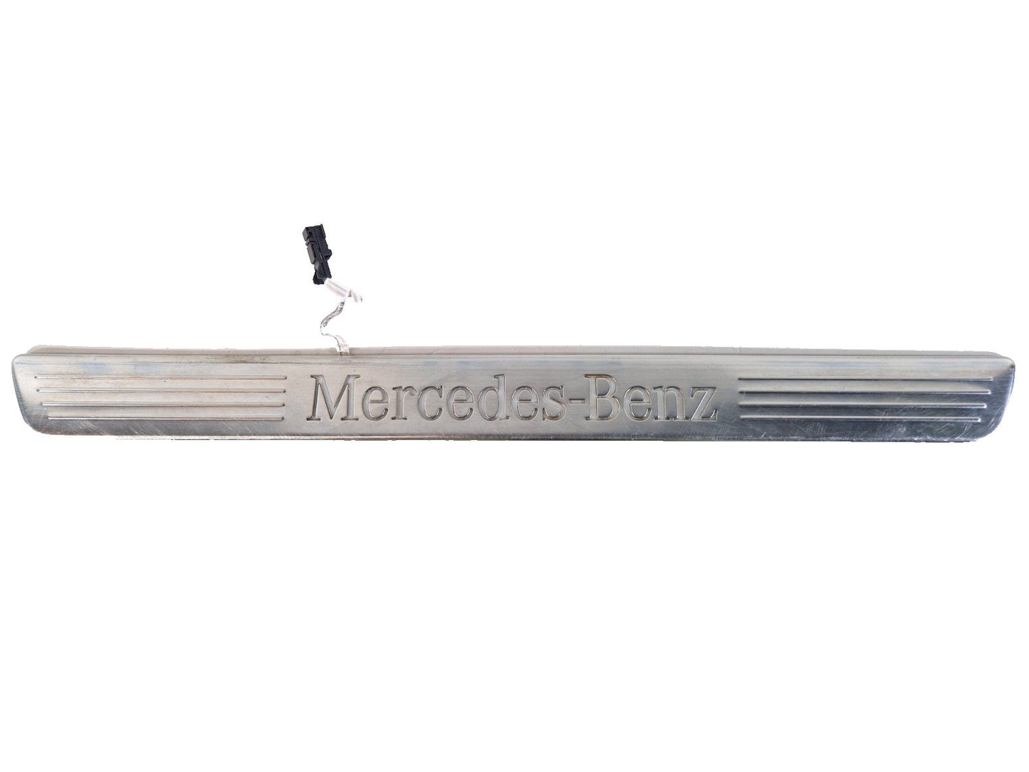 16-19 MERCEDES BENZ GLE W166 FRONT RIGHT DOOR SILL TRIM COVER A1666809500