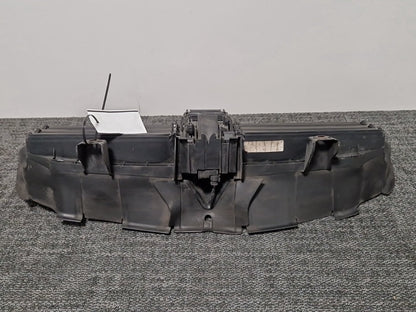 BMW 318i E90 Saloon Genuine Air Intake Shutter Bumper Grille Panel Assembly