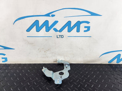 Land Rover Unknown Part Type DK6218K083AA