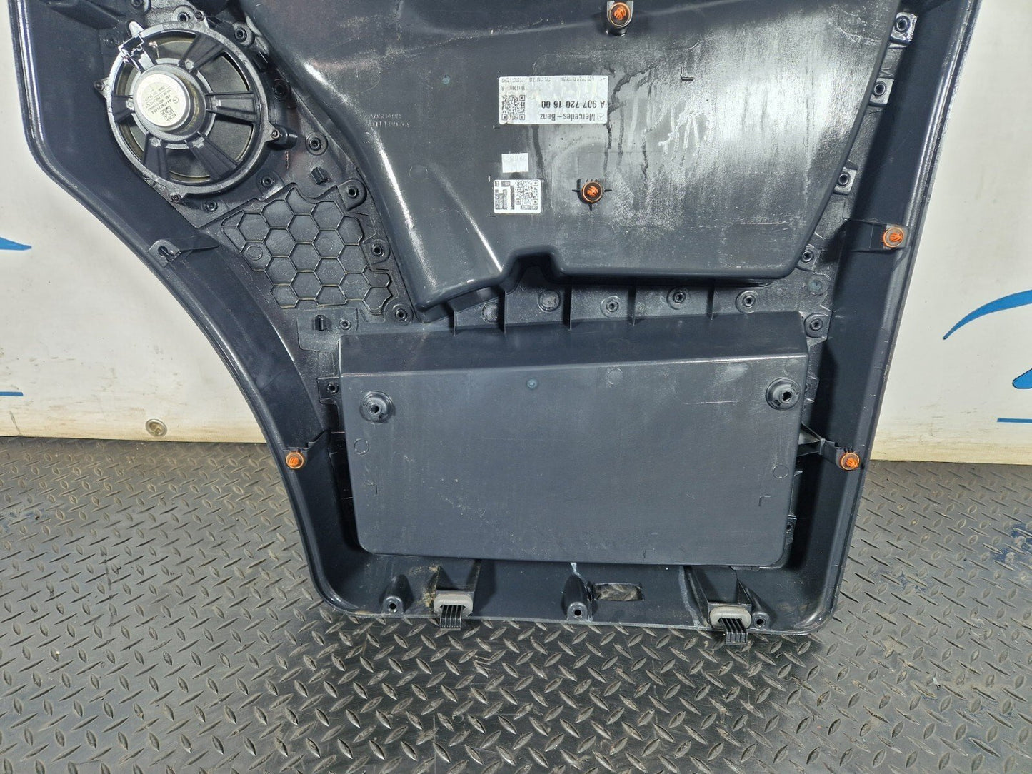 18-ON MERCEDES BENZ SPRINTER W907 W910 FRONT PASSENGER LH DOOR CARD TRIM PANEL