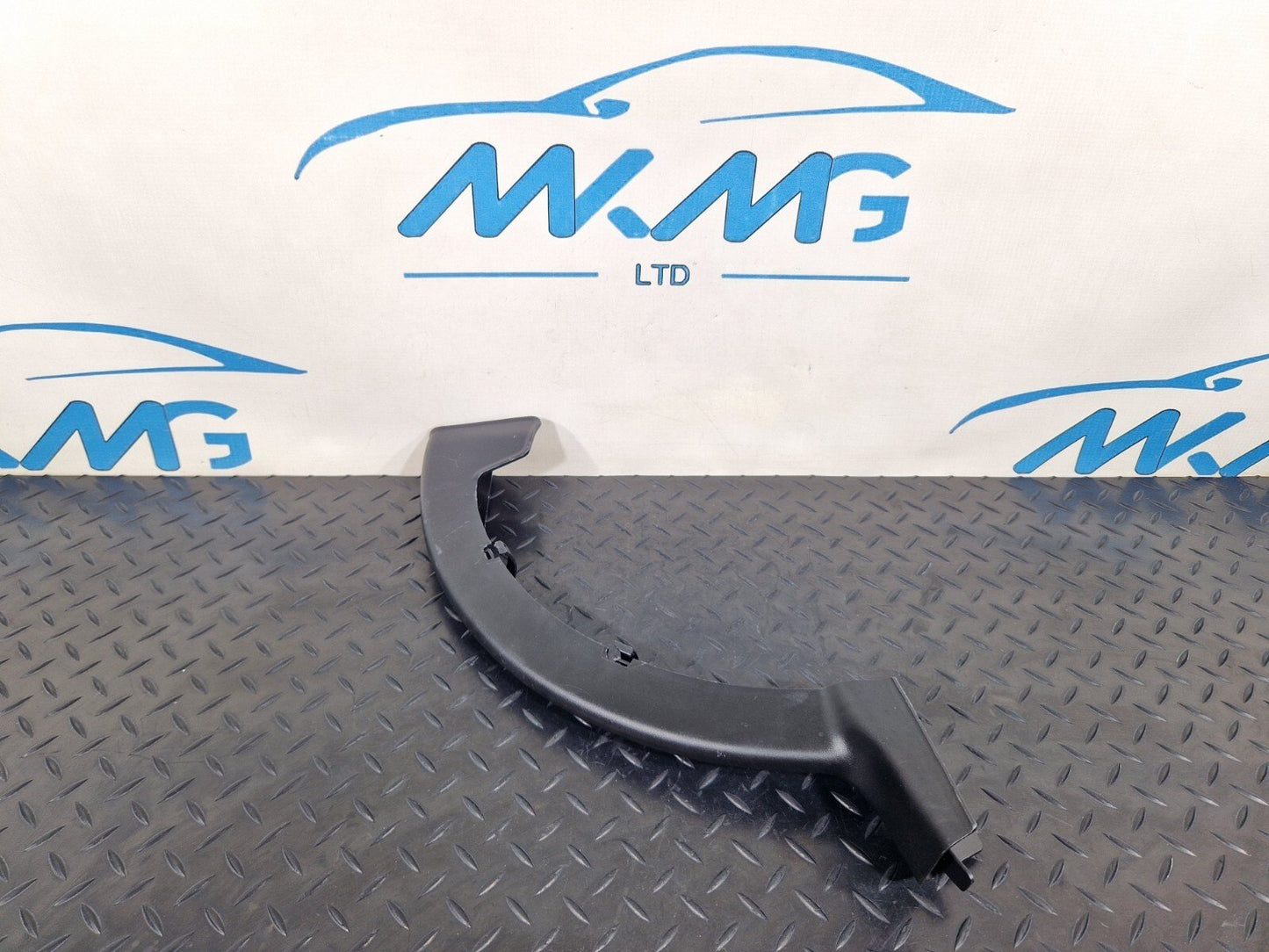 14-21 MERCEDES C250D W205 TRUNK LID HINGE COVER FINISH RIGHT SIDE A2058210189