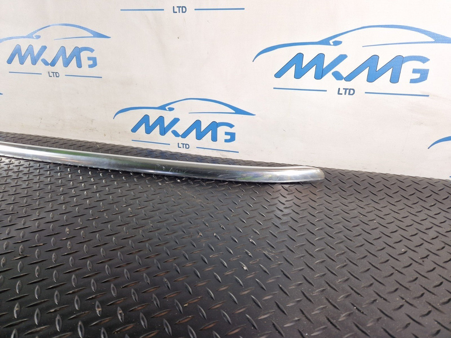 16-19 AUDI A4 B9 AVANT GENUINE ROOF RAIL ESTATE LEFT PASSENGER SIDE 8W9860021D