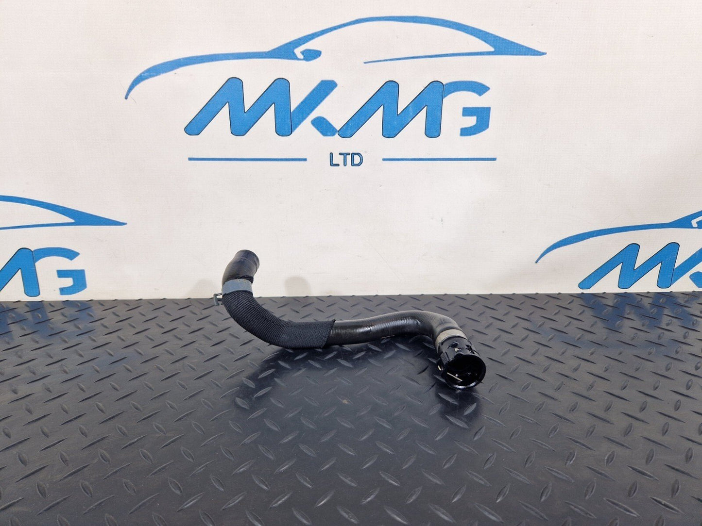 16-24 AUDI A5 F5 CONVERTIBLE GENUINE COOLANT HOSE PIPE 8W0122073F