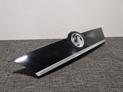 Vauxhall Meriva MK2 (B) (4470) MPV Genuine Boot Tailgate Release Switch Strip