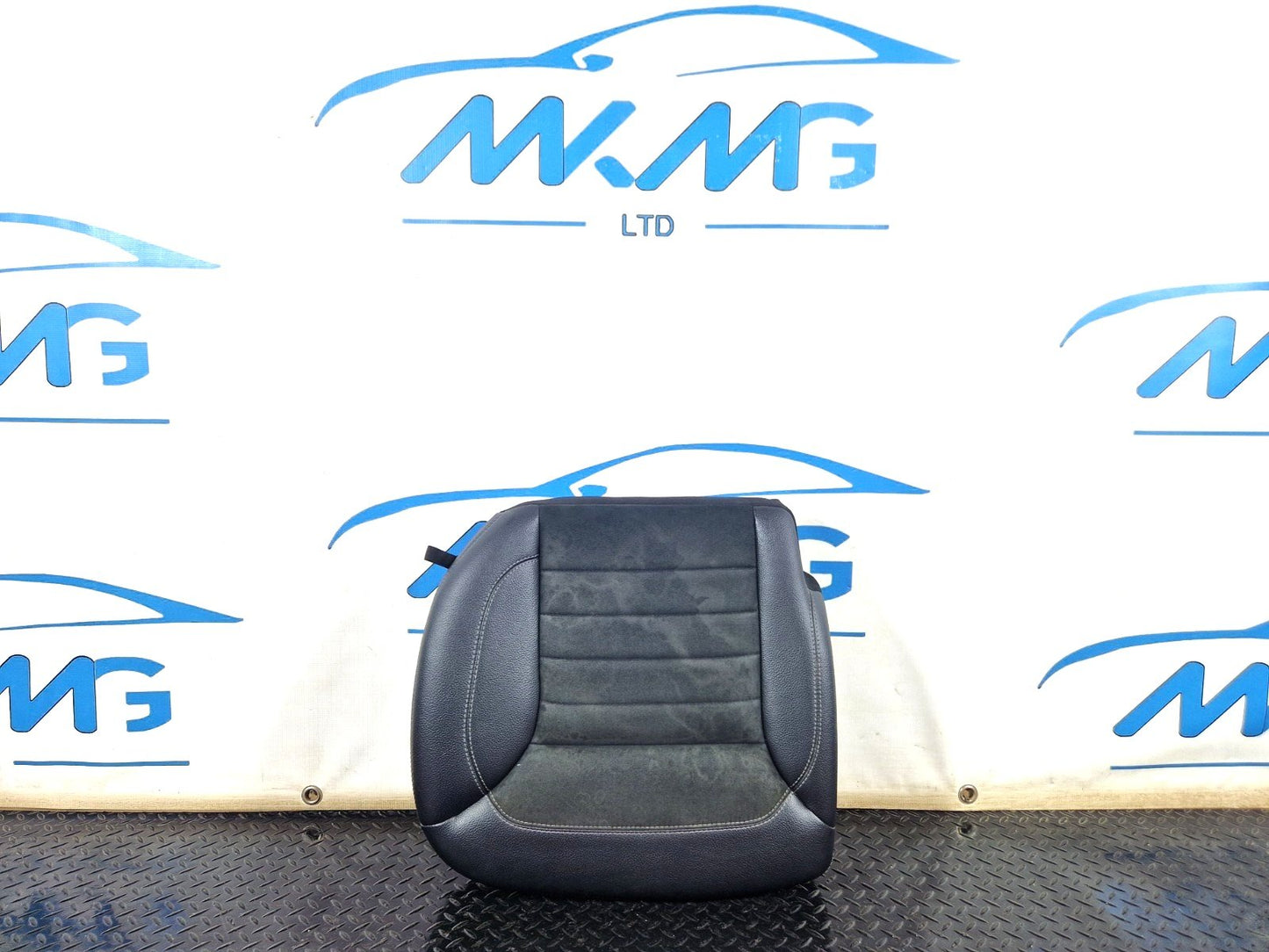 11-19 MERCEDES BENZ ML W166 REAR DRIVER SIDE SINGLE BENCH SEAT IN BLACK