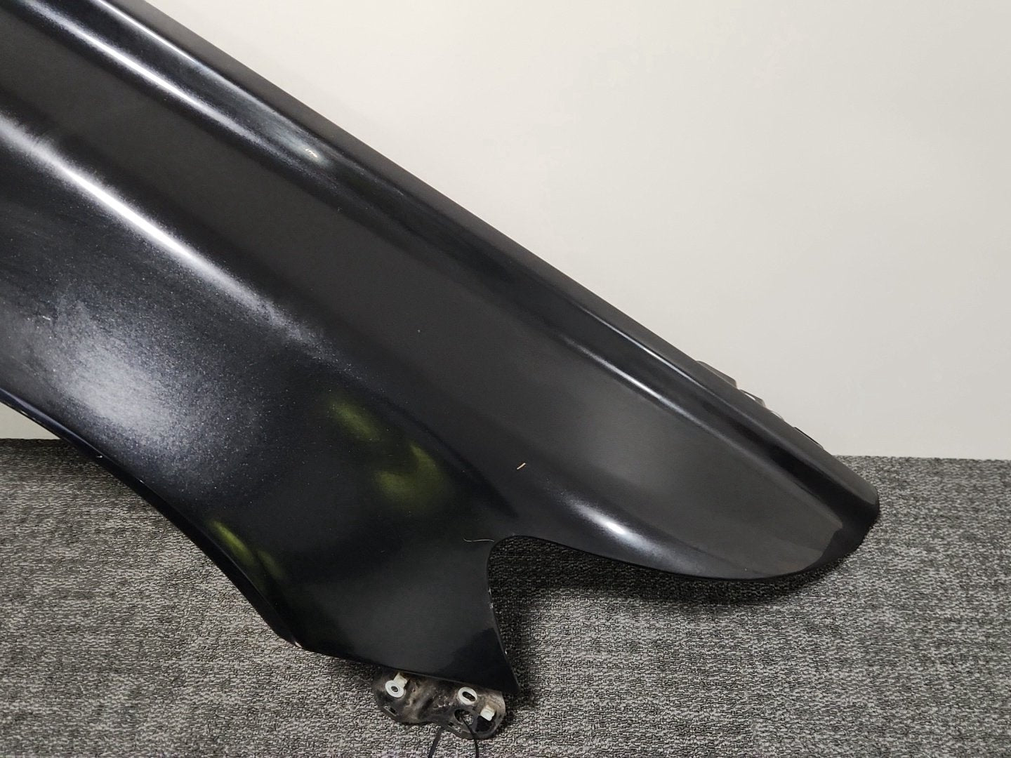Volvo S40 MK2 (MS) Saloon Front Right O/S Driver Wing Fender Panel in Black