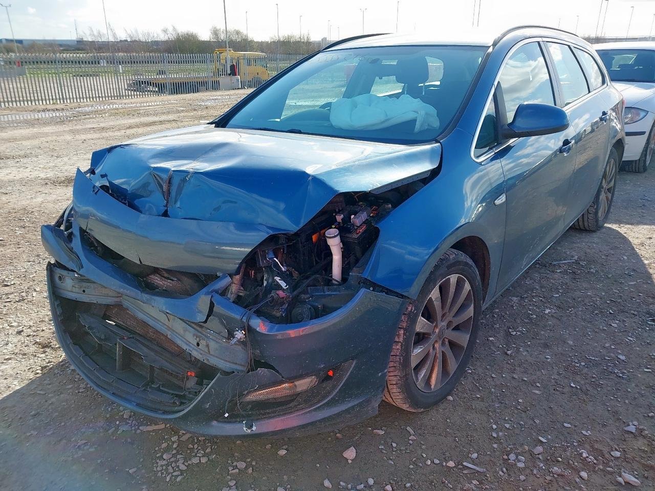 2013 Vauxhall Astra MK6 (J) (A3400)