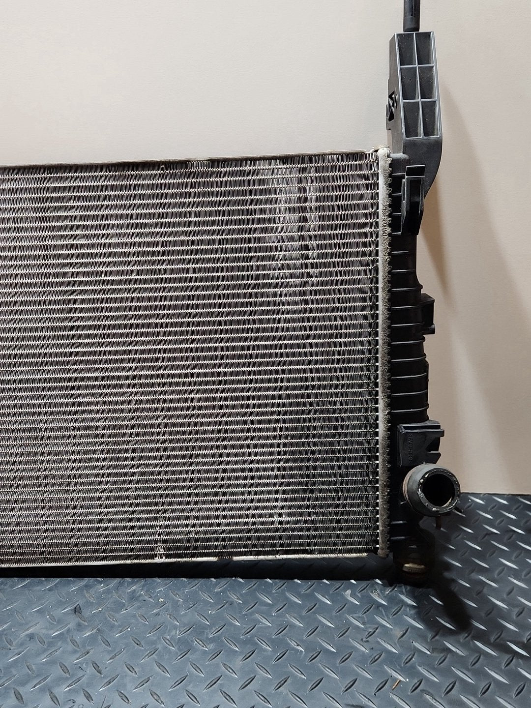 Ford Grand C-Max 1L Petrol 92kw M1DA Genuine Water Coolant Radiator CV618C342