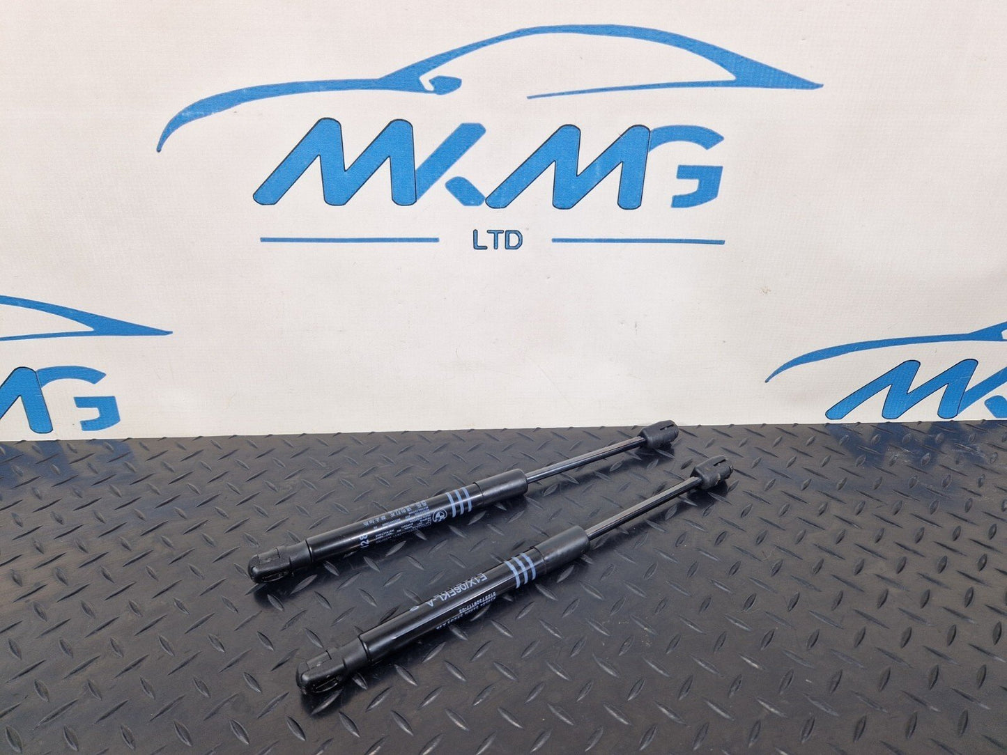 11-18 BMW 6 SERIES F06 RHD BONNET HOOD GAS STRUTS 51237309117