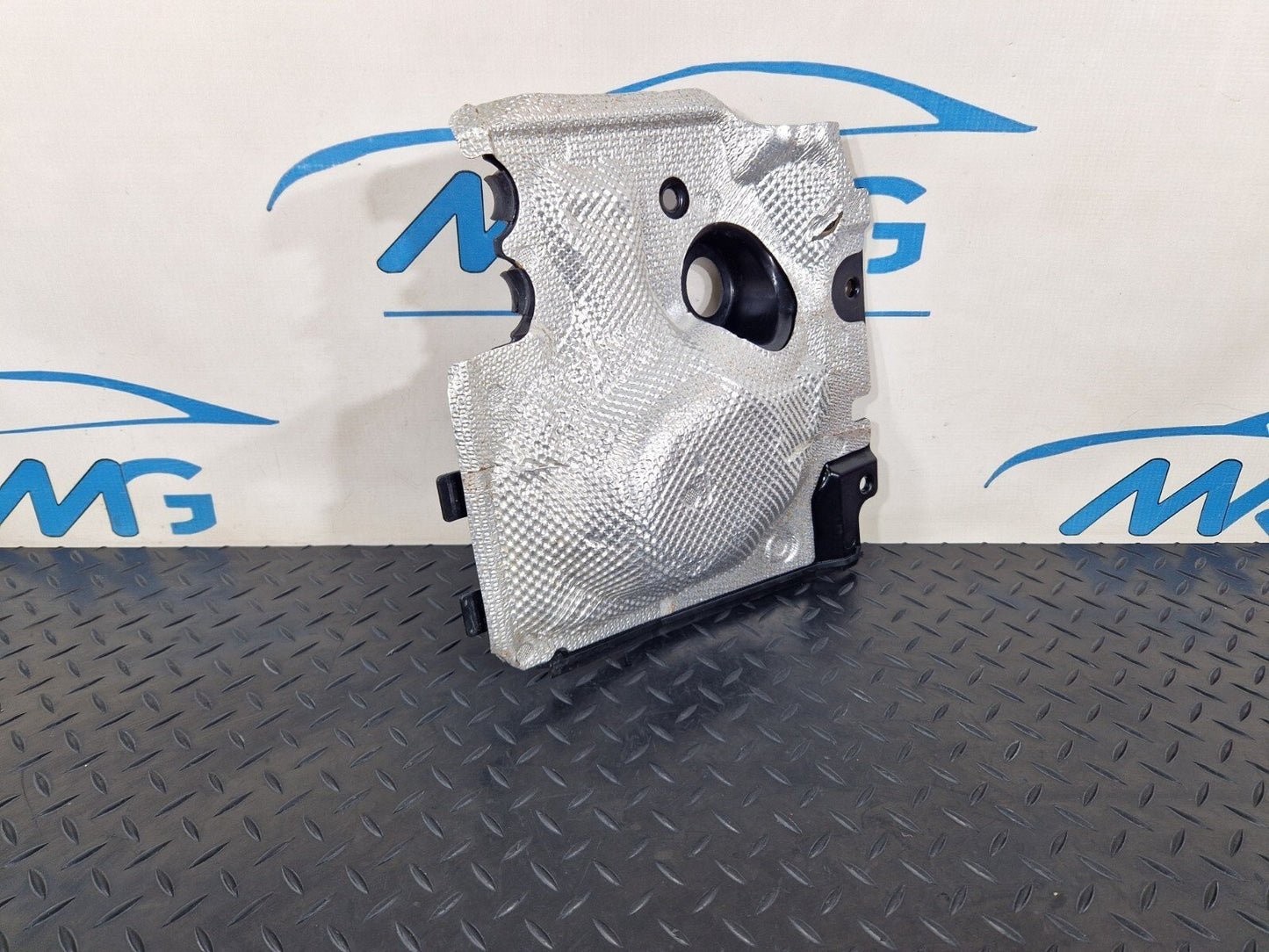 19-ON MERCEDES BENZ A CLASS W177 ENGINE PARTITION HEAT SHIELD LEFT A1776206400