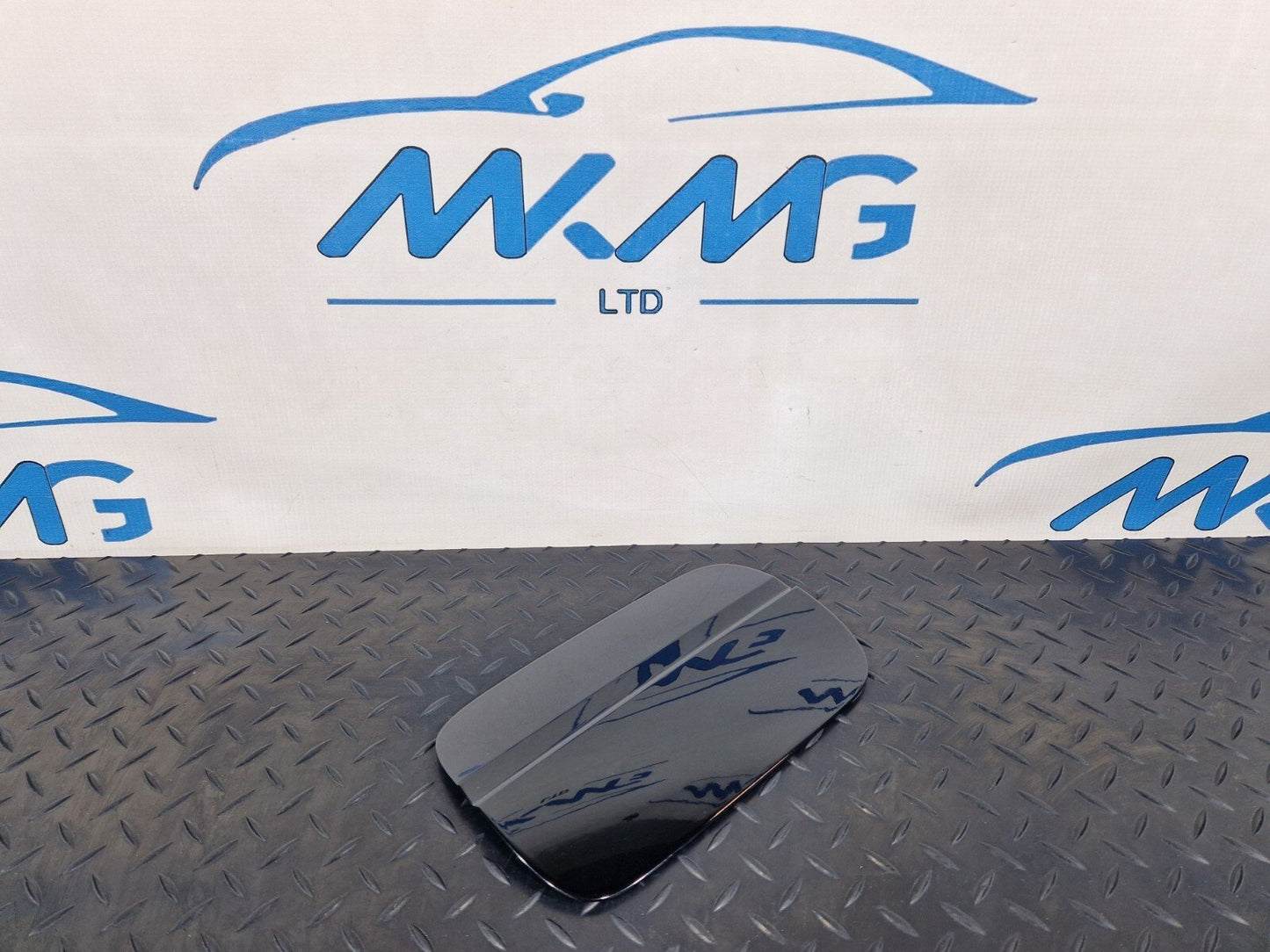 AUDI Unknown Part Type 8W0809907