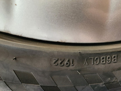 Skoda Yeti MK1 5L 17" Alloy Wheel with Tyre 225/45/17 ~5mm