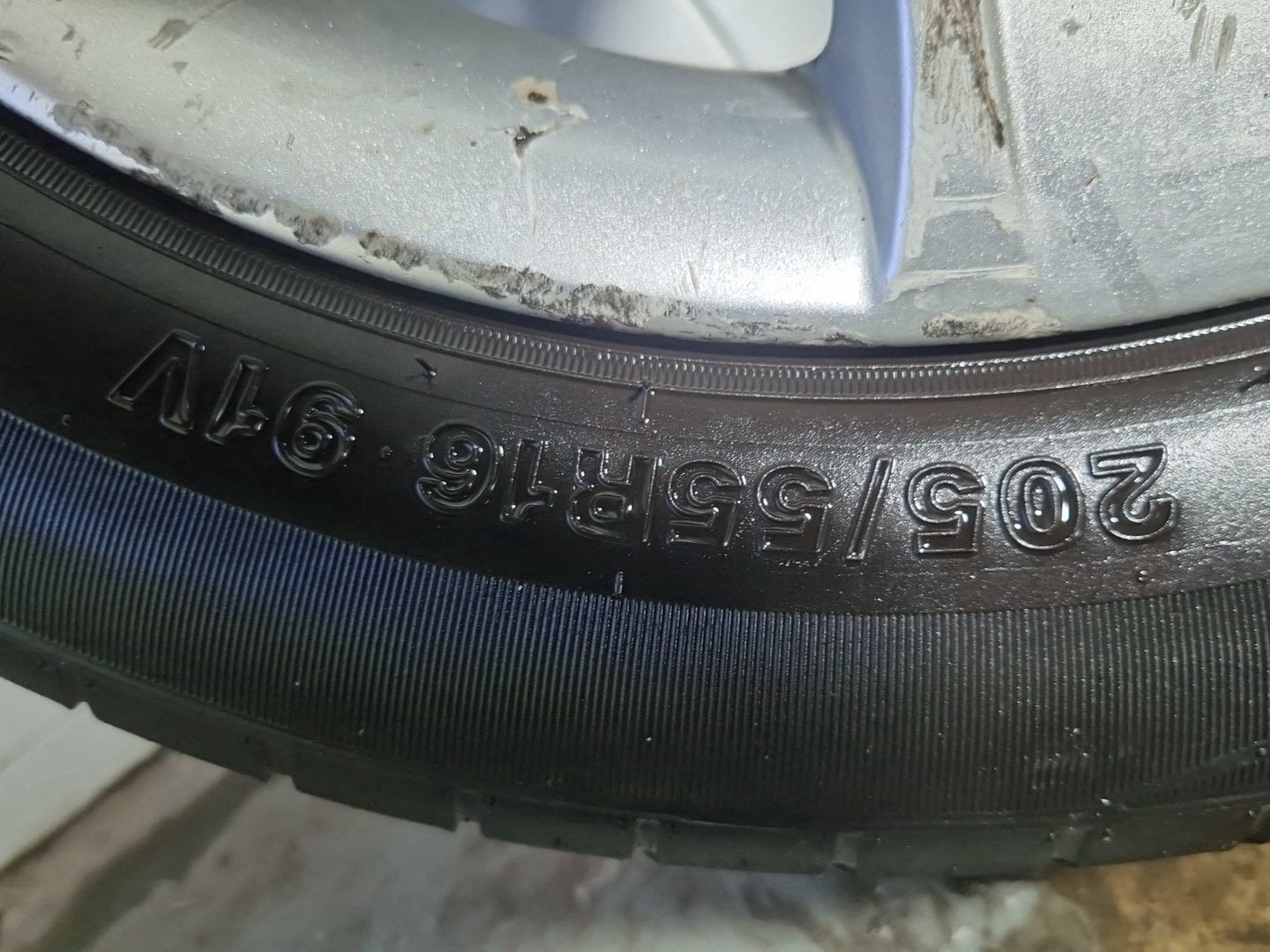Skoda Octavia MK2 FL - 1Z 16" Alloy Wheel with Tyre ~6mm 205/55/16 1Z0601025T