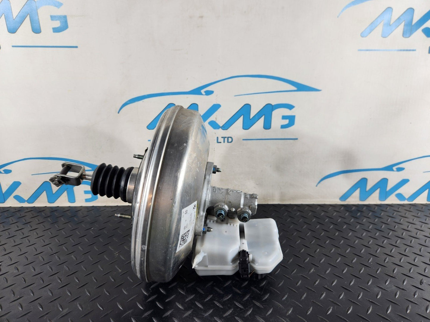 16-22 BMW X1 F48 Genuine Brake Servo Master Cylinder 6882812