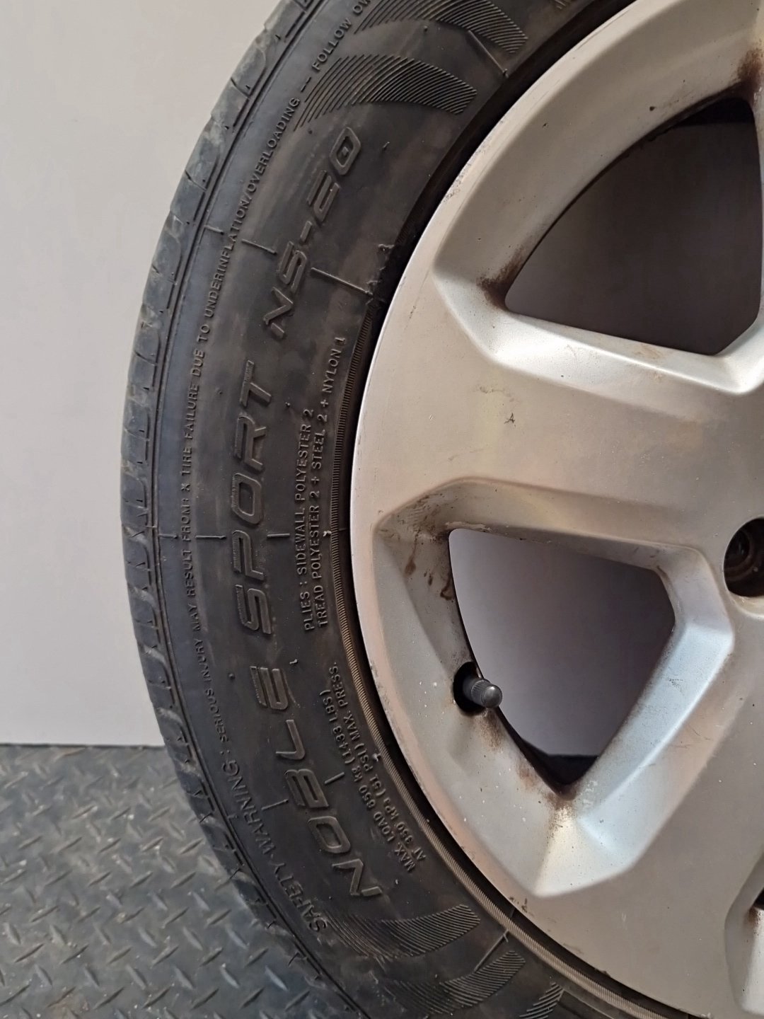 2008 Peugeot Partner MK2 (PH1) (B9) 16" Alloy Wheel with Tyre 215/55/16