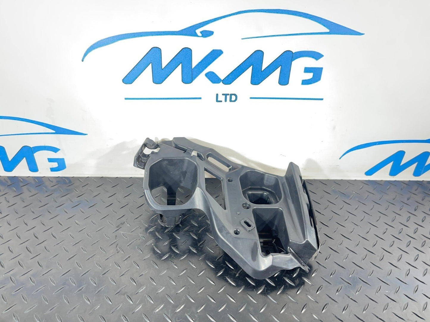 BMW F44 Gran Coupe Bumper Bracket Rear Right O/S Upper Guide Mount 8494946