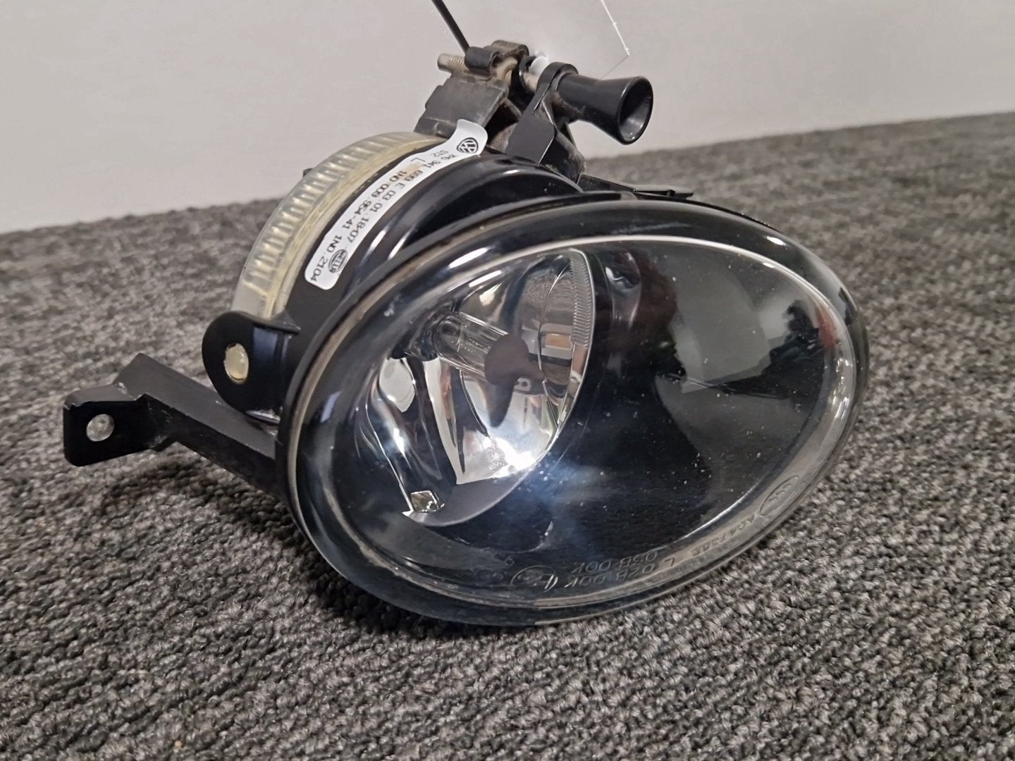 Volkswagen Touareg MK2 7P Genuine Front Left N/S Passenger Fog Light 7P6941699