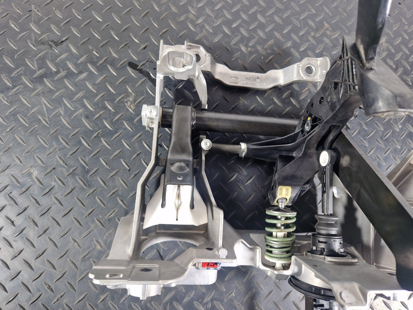 16-19 AUDI A4 B9 2.0TDI MANUAL COMPLETE CLUTCH/BRAKE/ACCELERATOR PEDALS