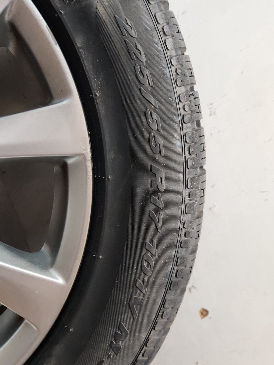 Mazda 6 MK3 (GJ) 17" Alloy Wheel with Tyre 225/55/17 ~8mm