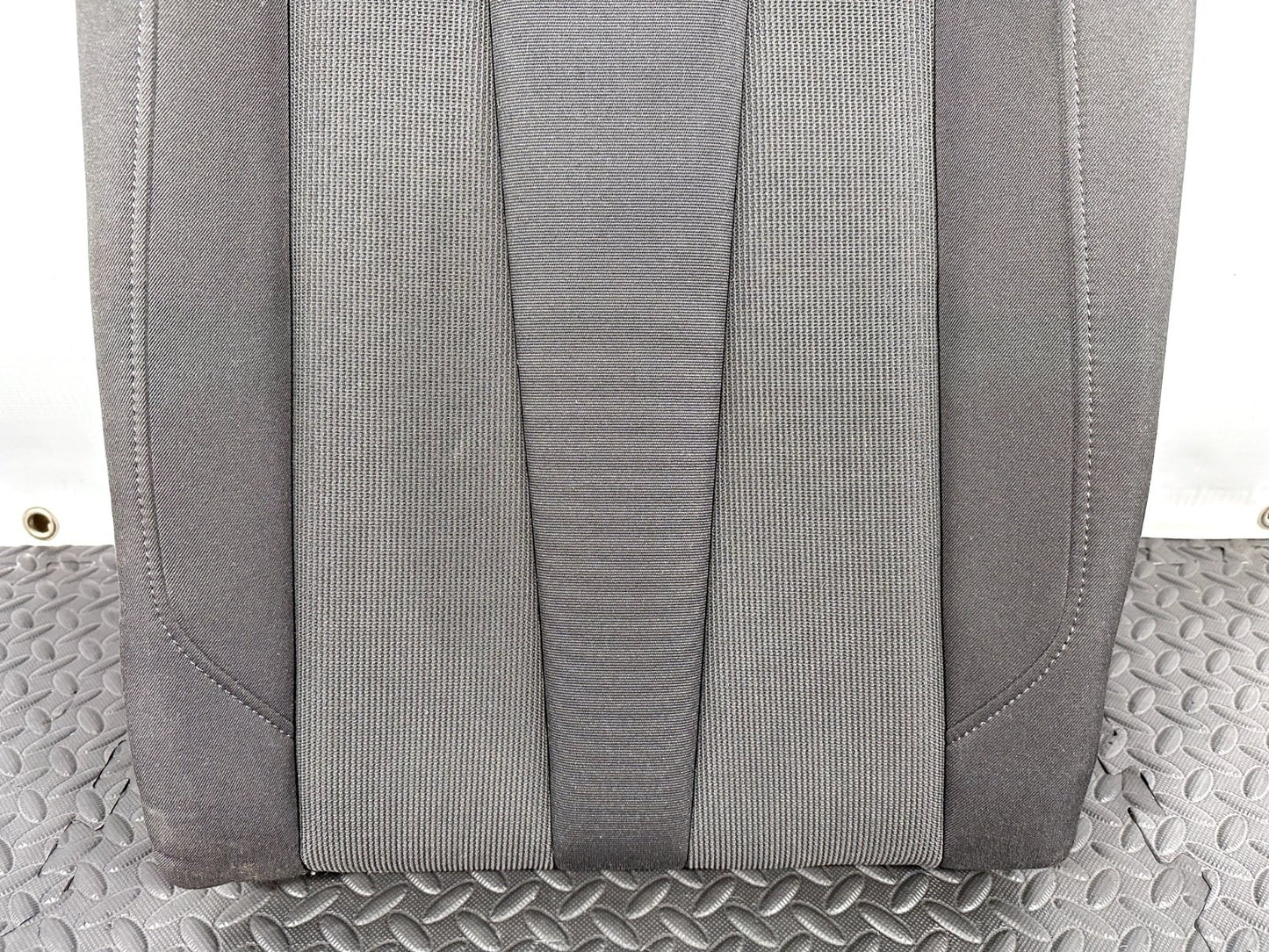 16-19 AUDI A4 B9 SALOON GENUINE REAR LEFT BACKREST SEAT WITH HEADREST CLOTH