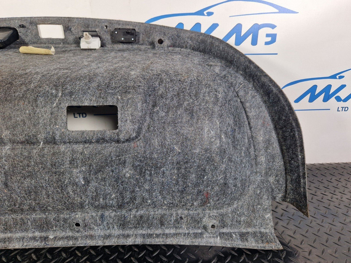 14-21 MERCEDES BENZ C300h W205 GENUINE REAR TAILGATE BOOT COVER TRIM A2056942025