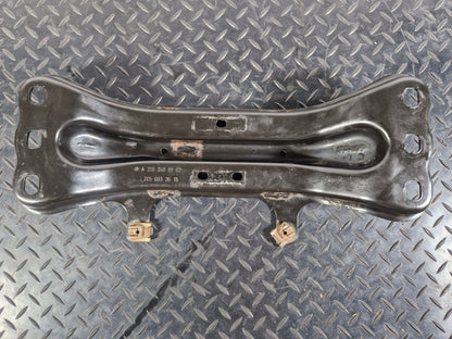 14-21 MERCEDES BENZ C300h W205 GEARBOX MOUNT BRACKET A2052400802