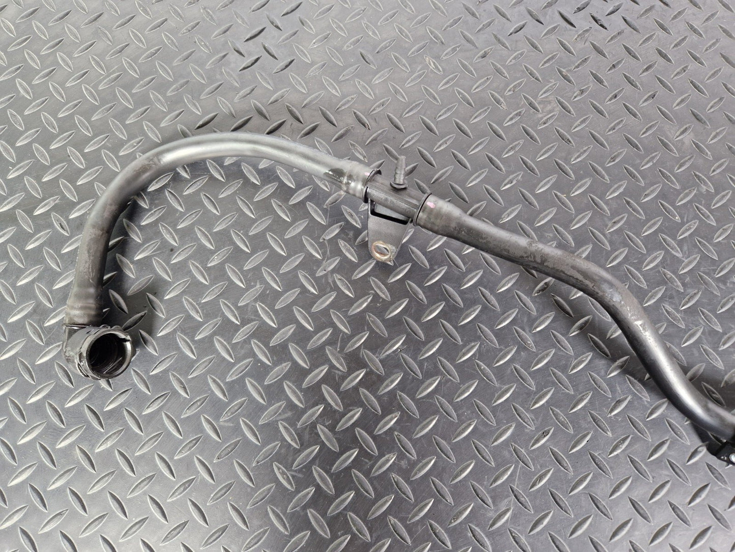 14-21 MERCEDES BENZ C220d W205 OEM COOLANT PIPE LINE A2055011891