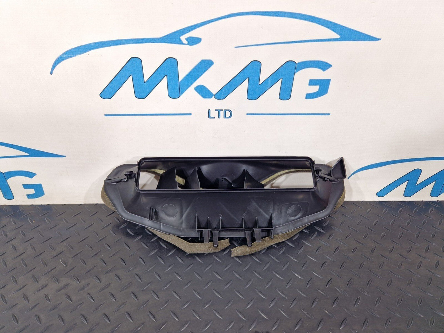 16-24 AUDI A5 F5 COUPE GENUINE DASHBOARD AIR VENT TRIM 8W2858431
