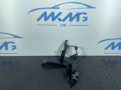 16-23 AUDI A5 F5 SPORTBACK S-LINE LEFT D-PILLAR TRIM BRACKET 8W8867729A