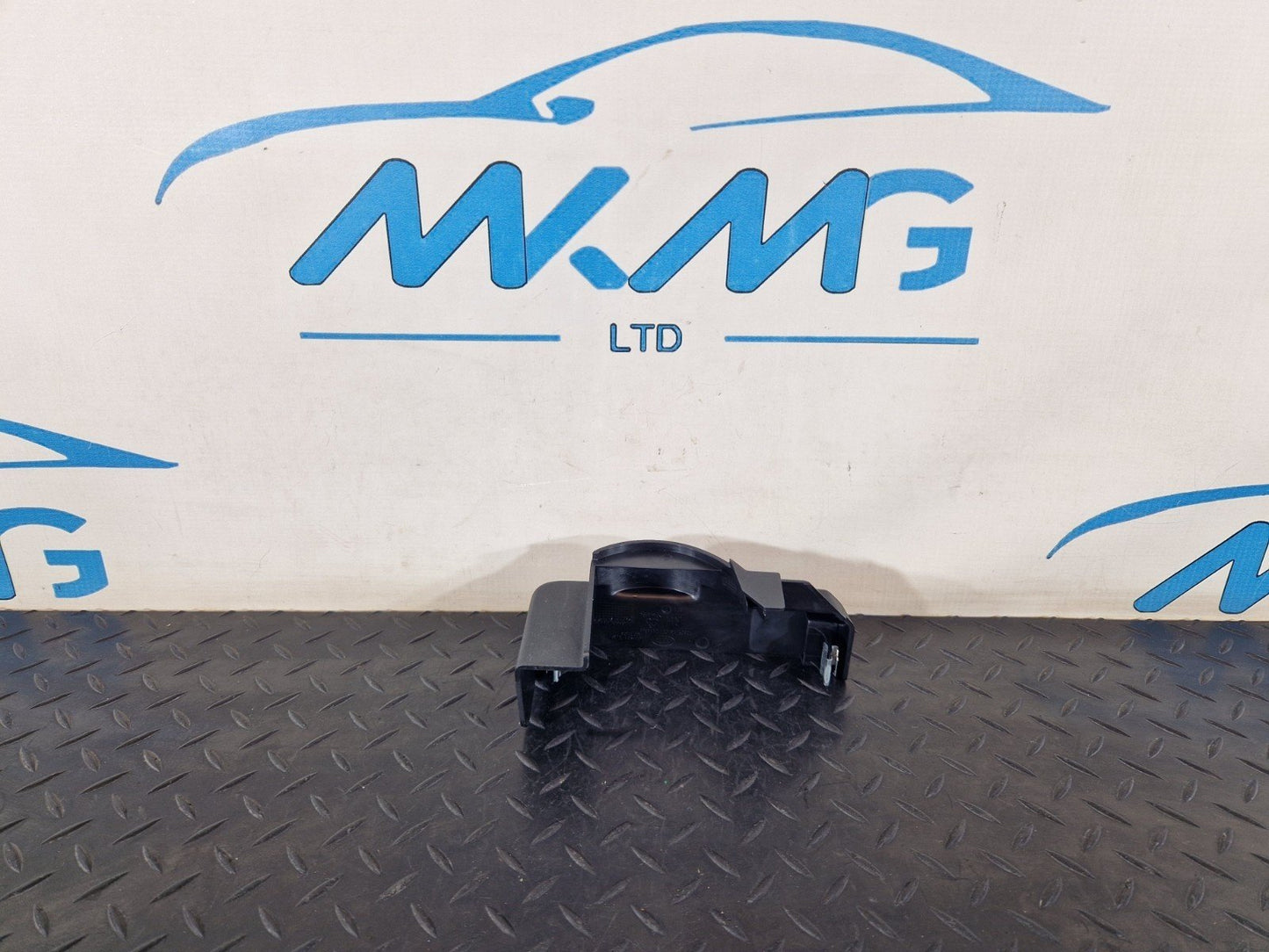 14-19 LAND ROVER L550 DISCOVERY SPORT RIGHT INTERIOR TRIM PANEL IN BLACK 2456366