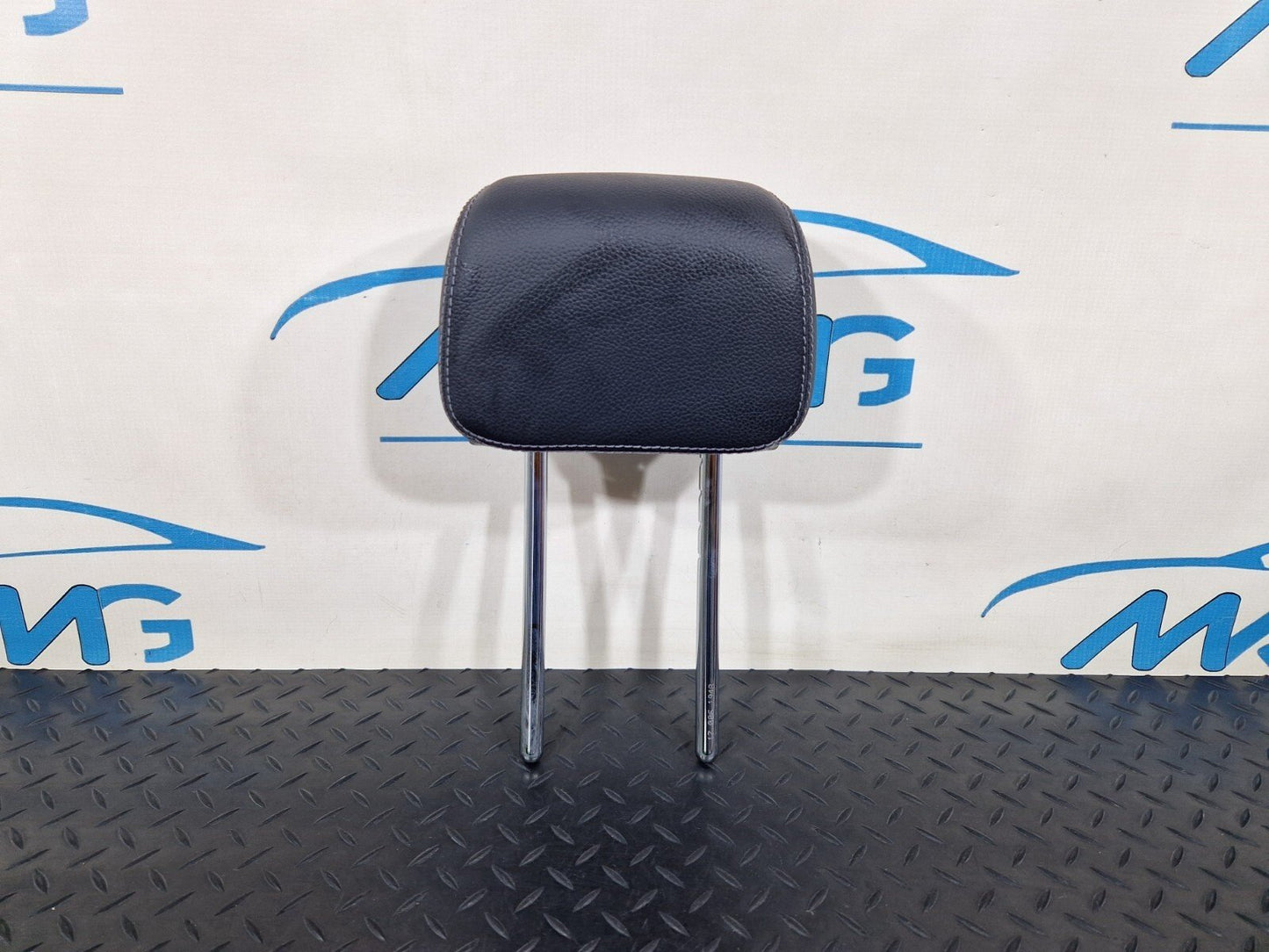 14-21 MERCEDES BENZ C200d W205 REAR SEAT HEAD REST FITS LEFT & RIGHT A2059702950